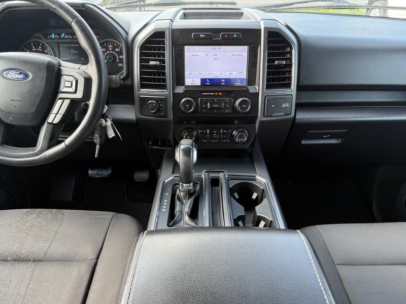 Ford F-150 Vehicle Image 11