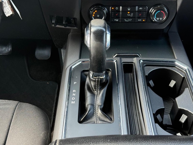 Ford F-150 Vehicle Image 13