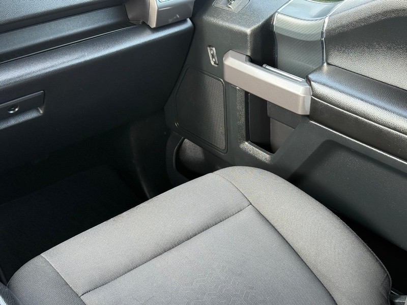 Ford F-150 Vehicle Image 15