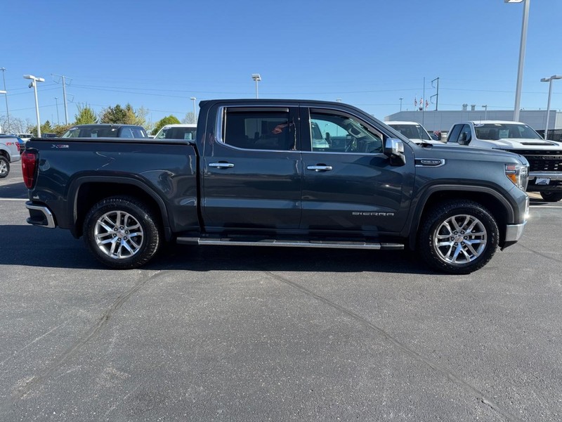 GMC Sierra 1500 Vehicle Image 02