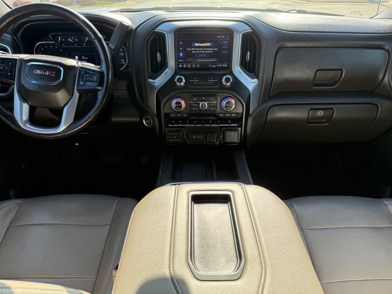 GMC Sierra 1500 Vehicle Image 11