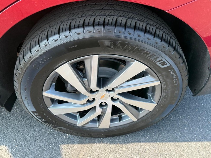 Chevrolet Equinox Vehicle Image 07