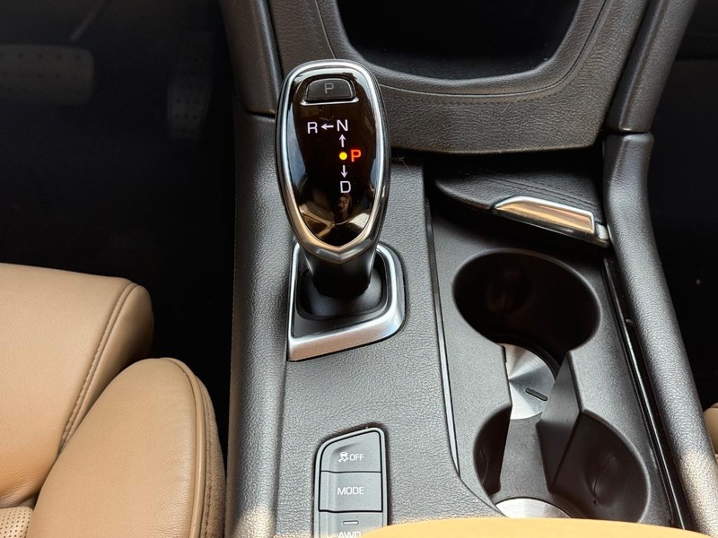 Cadillac XT5 Vehicle Image 13