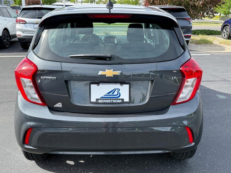 Chevrolet Spark Vehicle Image 04
