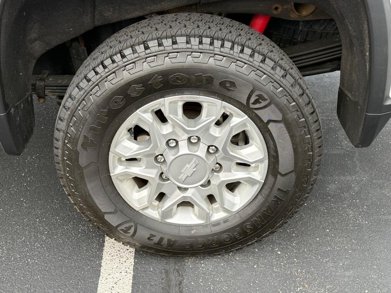Chevrolet Silverado 2500HD Vehicle Image 07