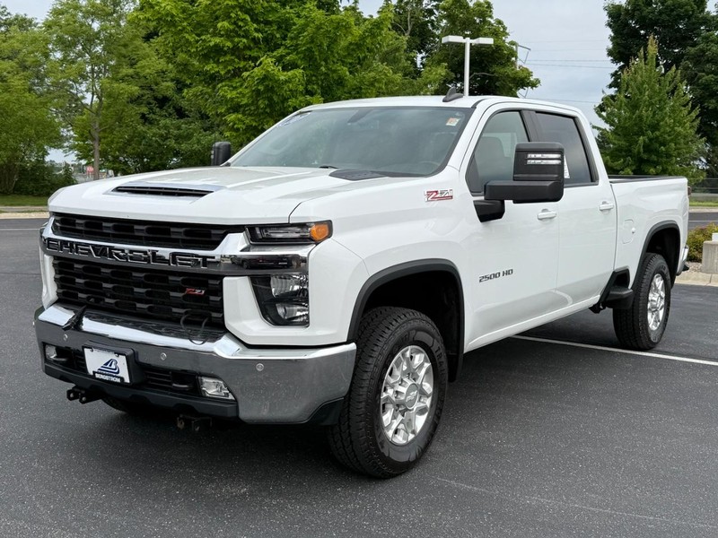 Chevrolet Silverado 2500HD Vehicle Image 08