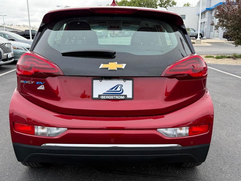 Chevrolet Bolt EV Vehicle Image 04