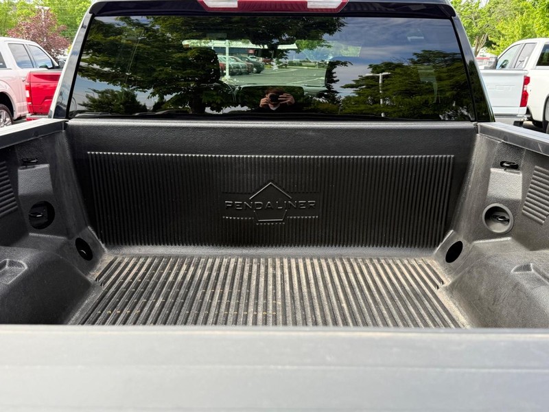 Chevrolet Silverado 1500 LTD Vehicle Image 05