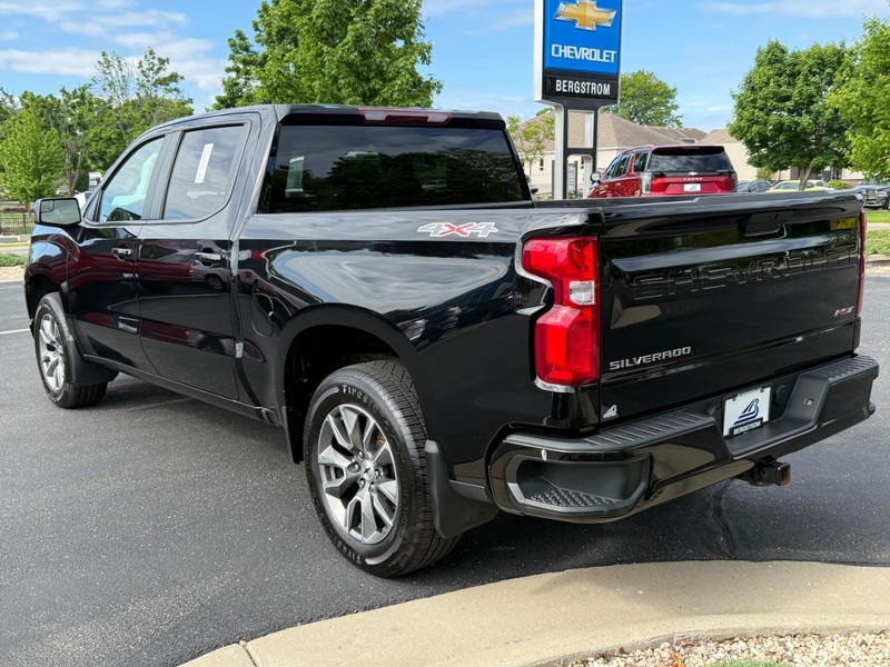 Chevrolet Silverado 1500 LTD Vehicle Image 06