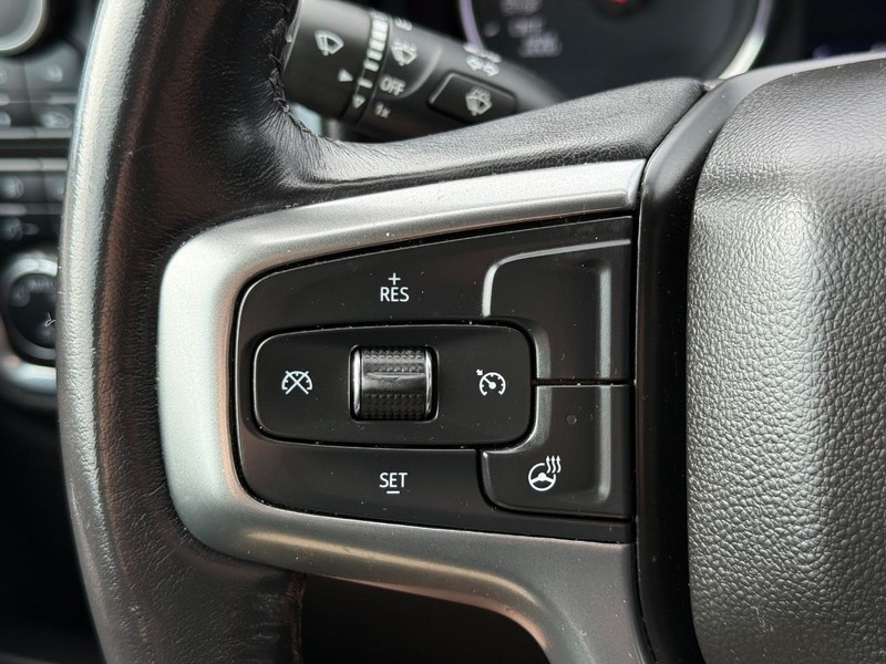 Chevrolet Silverado 1500 LTD Vehicle Image 15