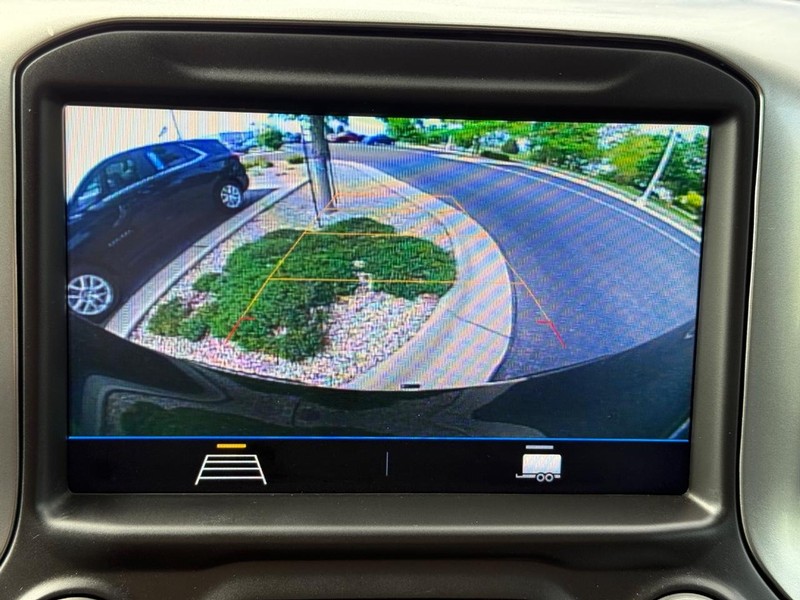 Chevrolet Silverado 1500 LTD Vehicle Image 18