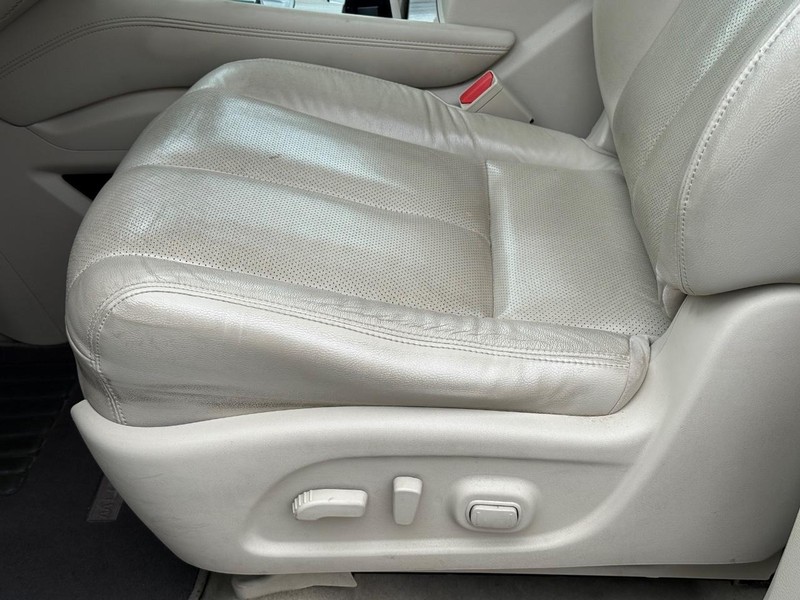 Nissan Murano Vehicle Image 23