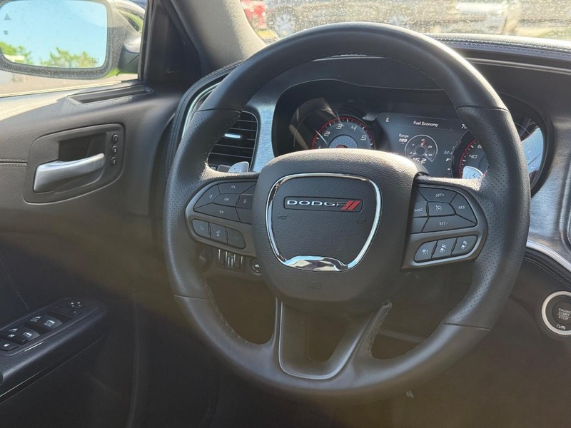 Dodge Charger Vehicle Image 13