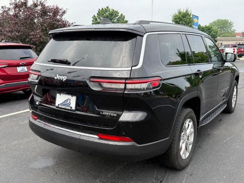 Jeep Grand Cherokee L Vehicle Image 03