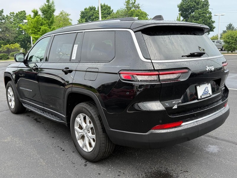 Jeep Grand Cherokee L Vehicle Image 06