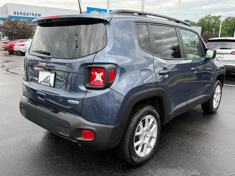 Jeep Renegade Vehicle Image 03