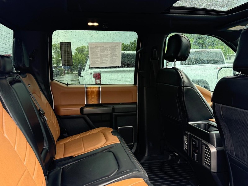 Ford F-150 Vehicle Image 10