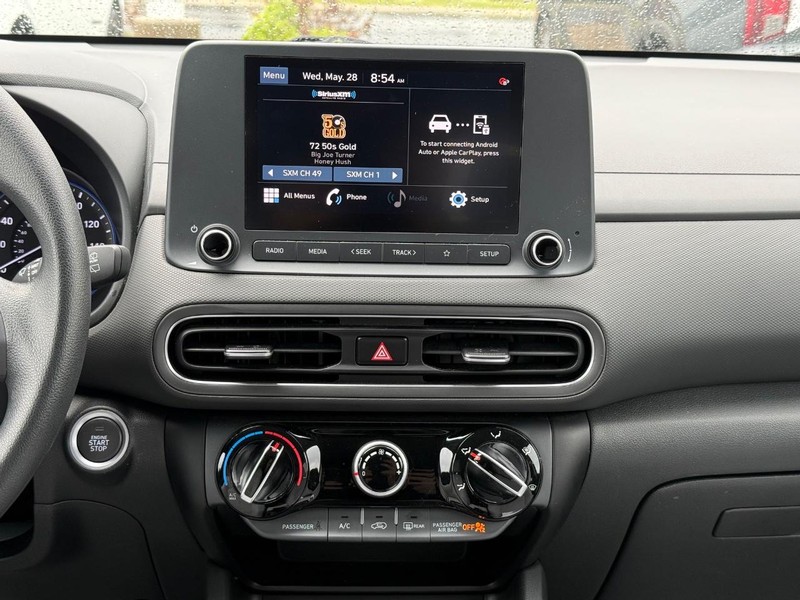 Hyundai Kona Vehicle Image 11