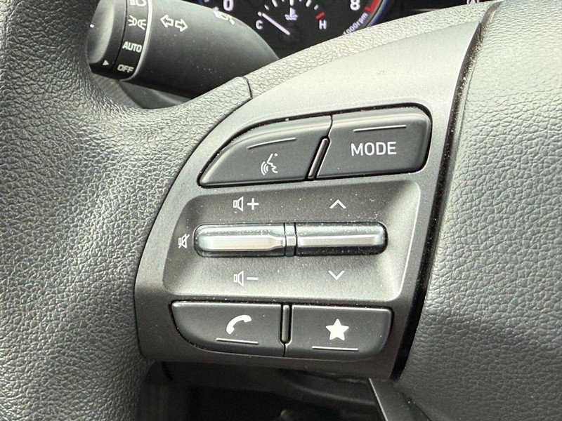Hyundai Kona Vehicle Image 15