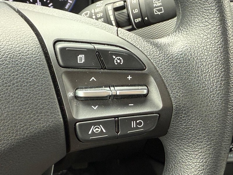 Hyundai Kona Vehicle Image 16