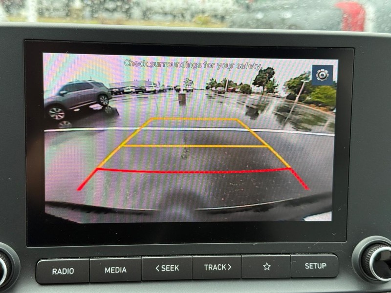 Hyundai Kona Vehicle Image 18
