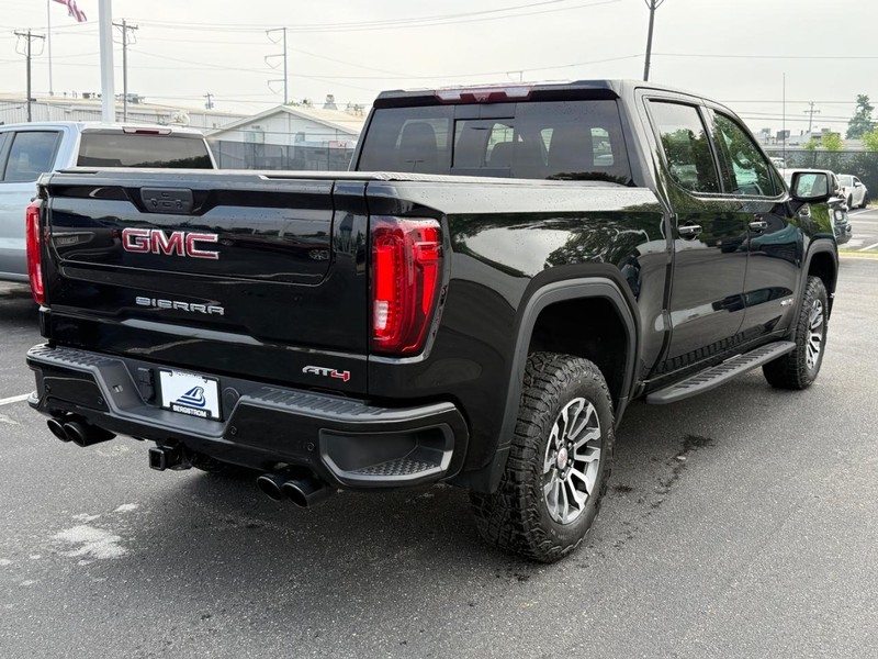 GMC Sierra 1500 Vehicle Image 03