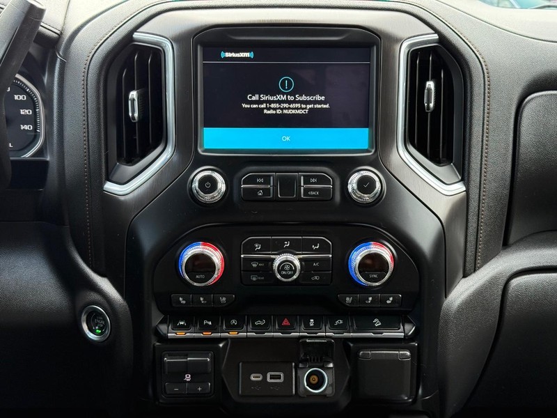 GMC Sierra 1500 Vehicle Image 11