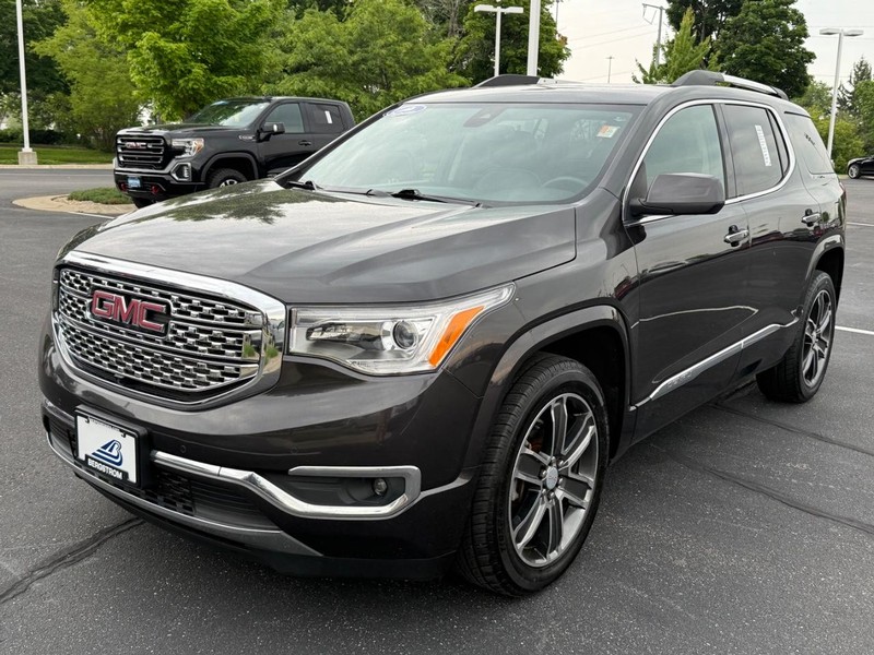 GMC Acadia Vehicle Image 07