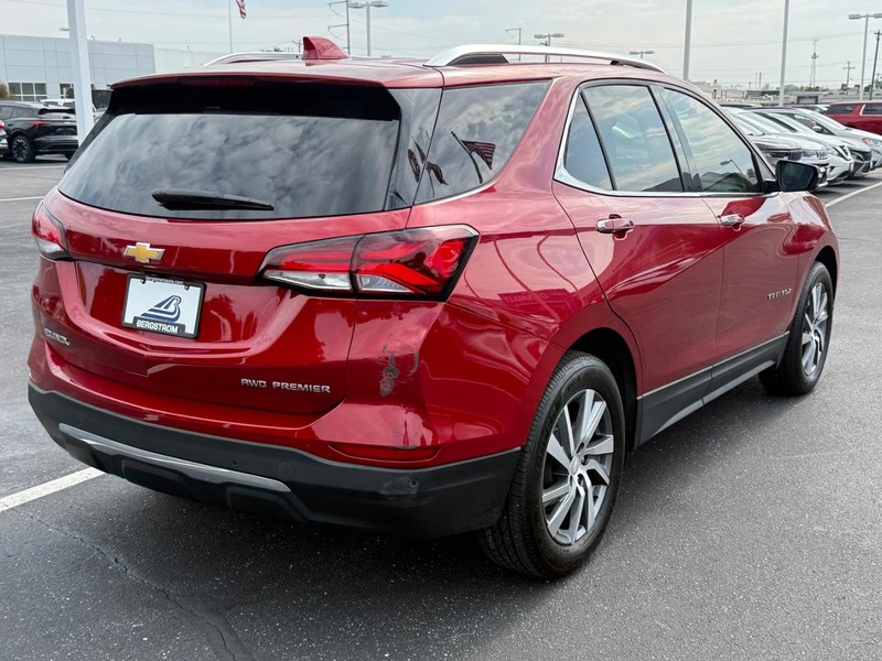 Chevrolet Equinox Vehicle Image 03