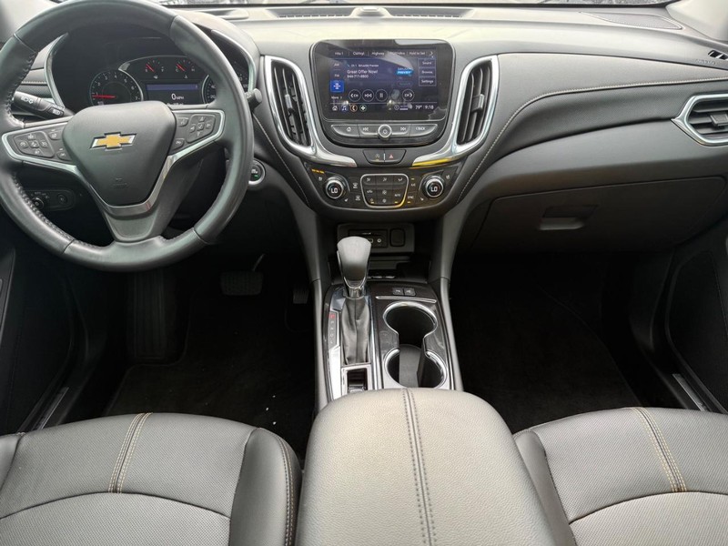 Chevrolet Equinox Vehicle Image 11