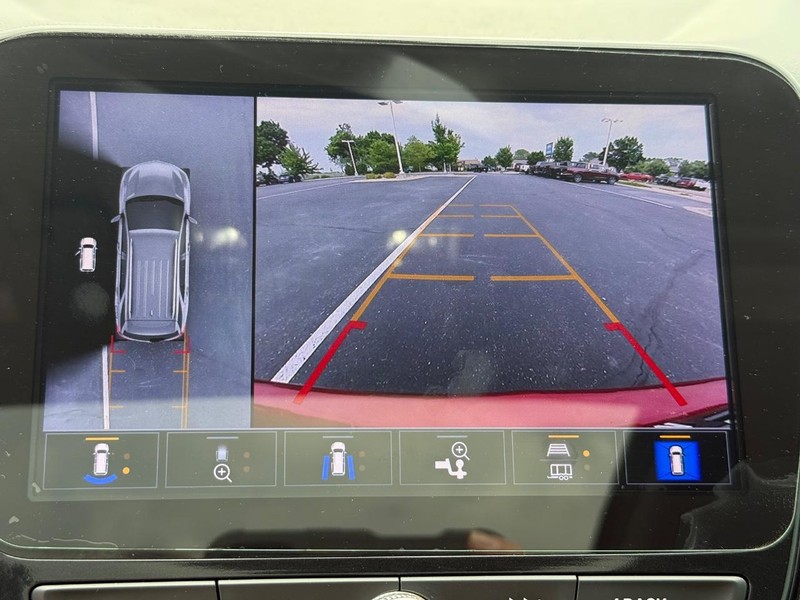 Chevrolet Equinox Vehicle Image 20