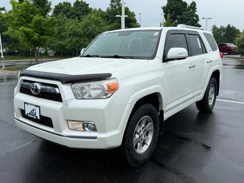 Toyota 4Runner Vehicle Image 08