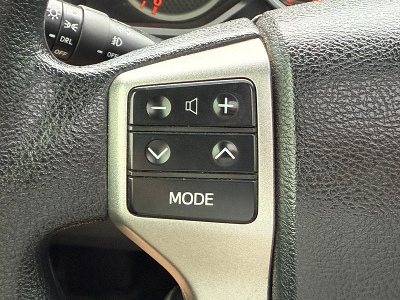 Toyota 4Runner Vehicle Image 14