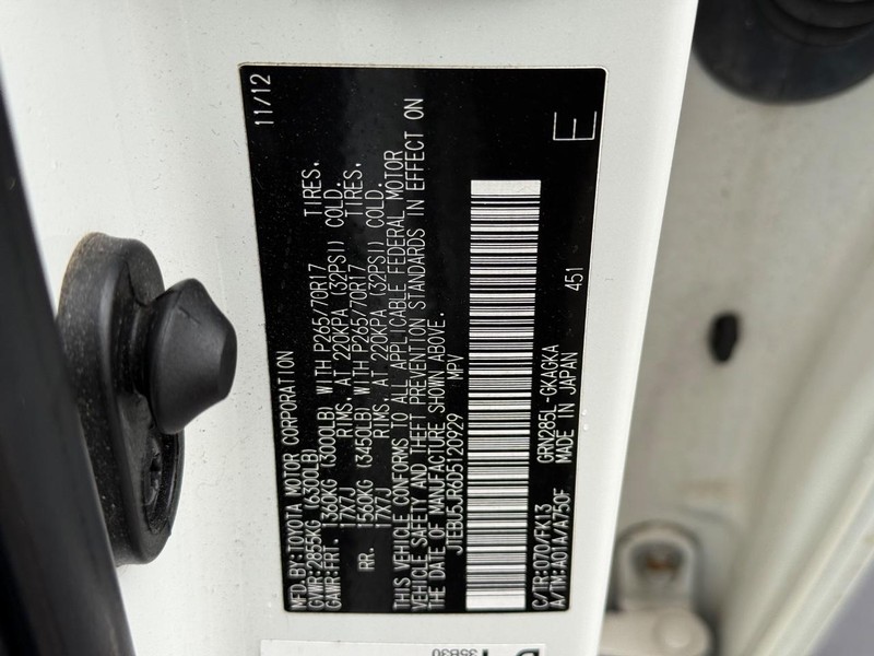 Toyota 4Runner Vehicle Image 19