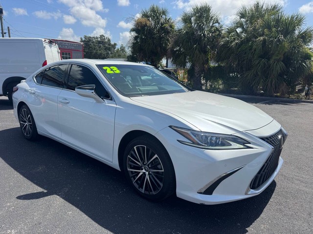 more details - lexus es