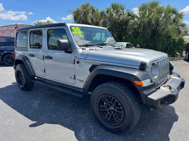 more details - jeep wrangler unlimited