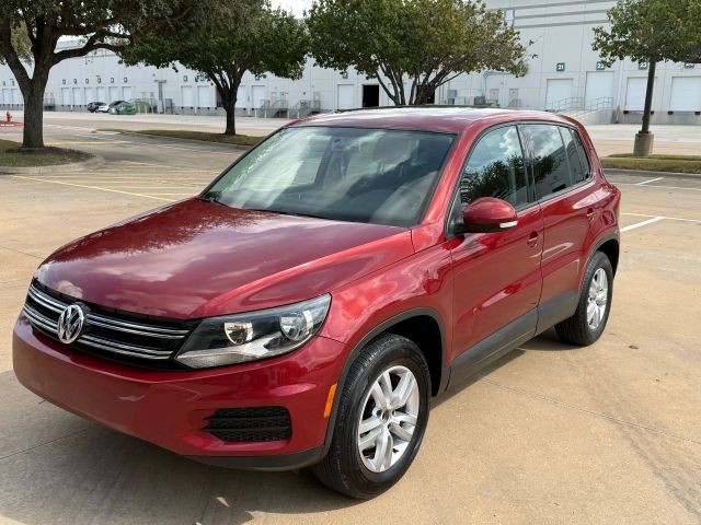 more details - volkswagen tiguan