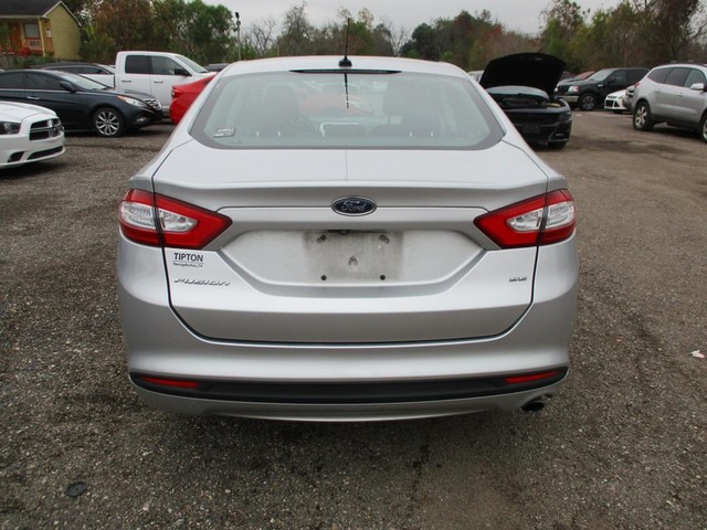 Ford Fusion Vehicle Image 06