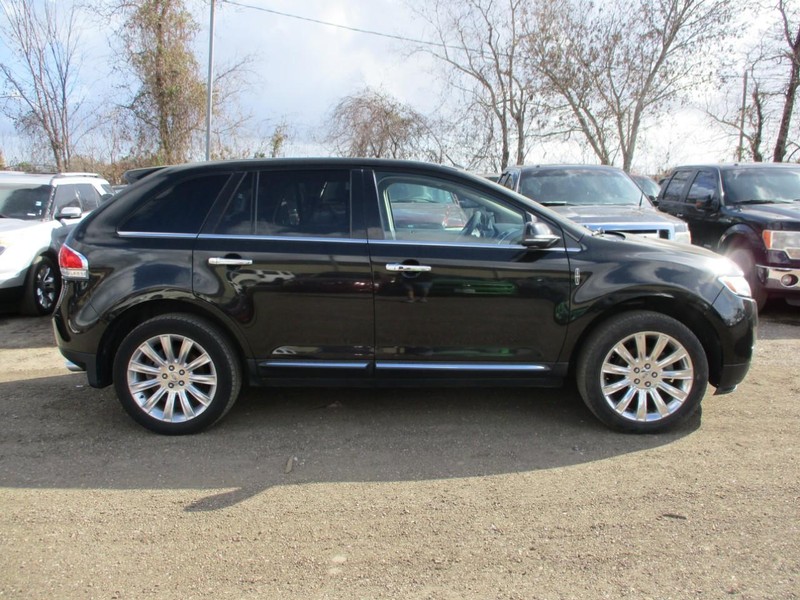 Lincoln MKX Vehicle Image 04