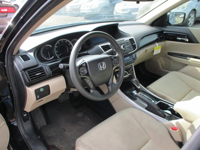 Honda Accord Sedan Vehicle Image 09