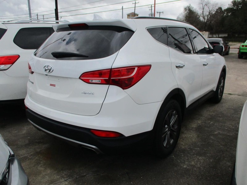 Hyundai Santa Fe Sport Vehicle Image 03