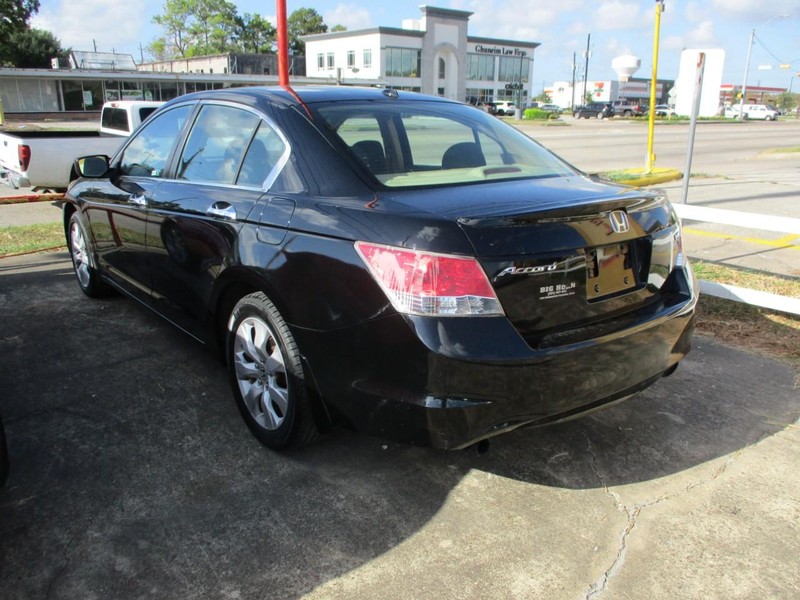 Honda Accord Sedan Vehicle Image 04