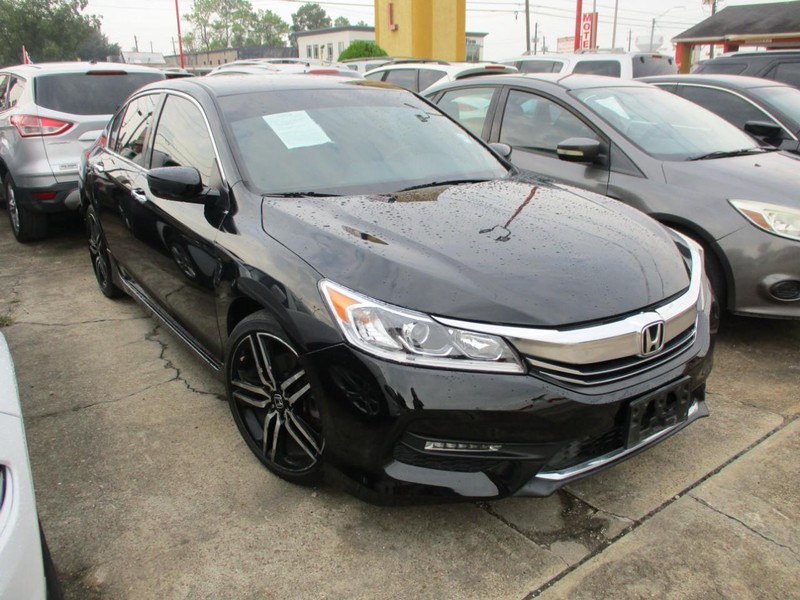 Honda Accord Sedan Vehicle Image 03