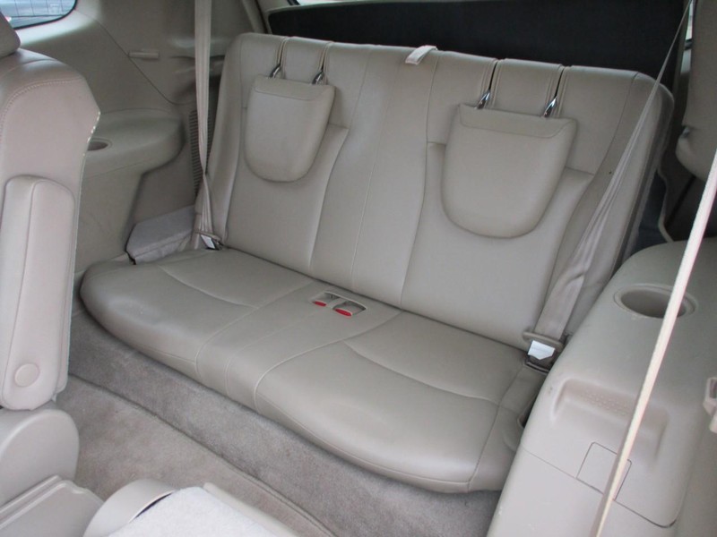 Toyota Highlander Vehicle Image 12