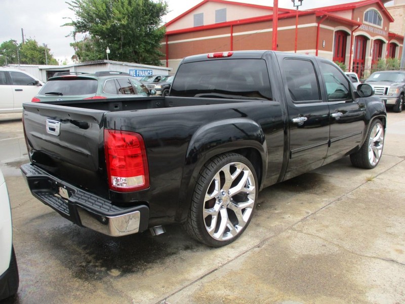GMC Sierra 1500 Vehicle Image 06