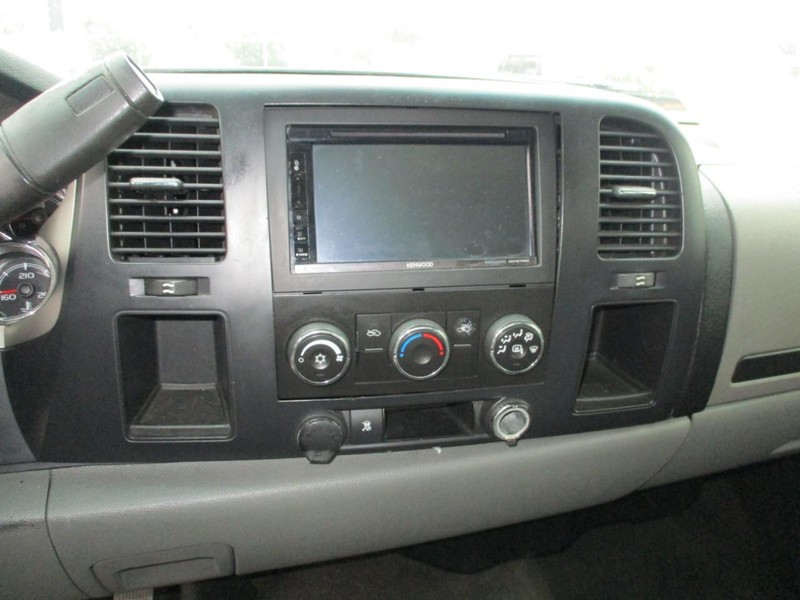 GMC Sierra 1500 Vehicle Image 12