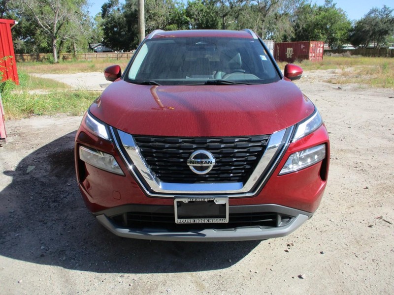 Nissan Rogue Vehicle Image 02
