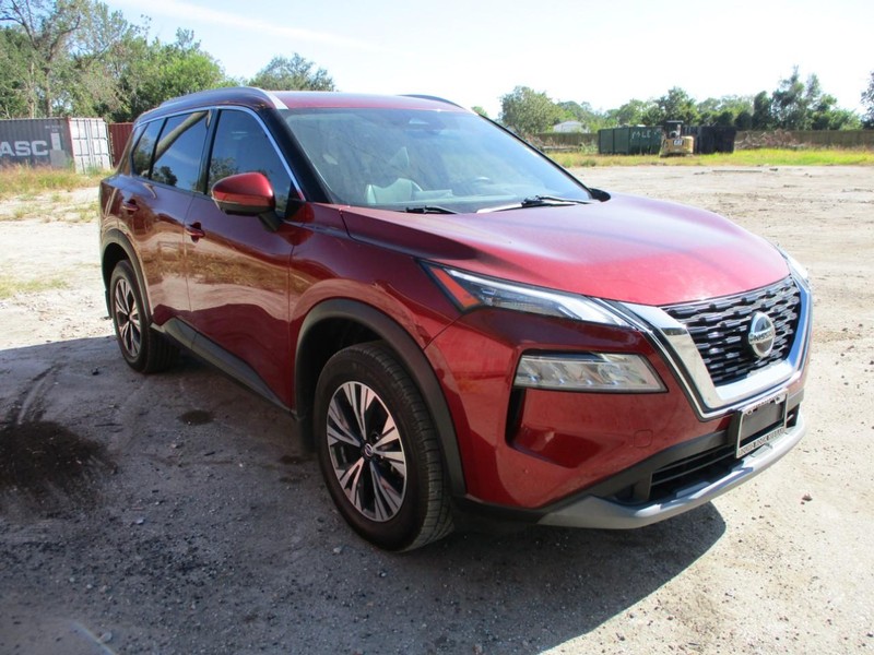 Nissan Rogue Vehicle Image 03