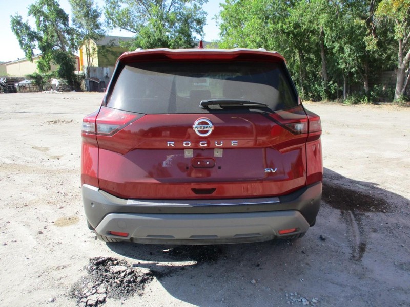 Nissan Rogue Vehicle Image 06