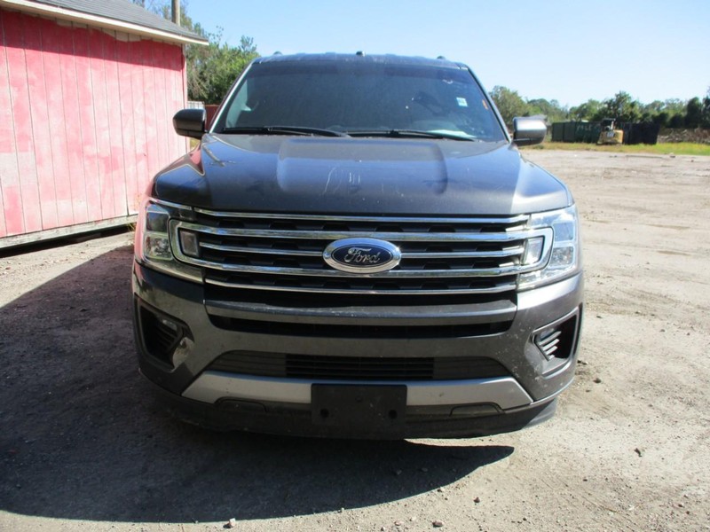 Ford Expedition Vehicle Image 02